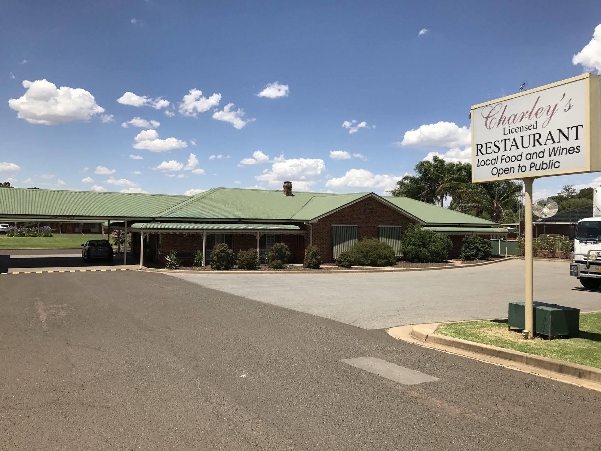 Leeton Heritage Motor Inn Zewnętrze zdjęcie